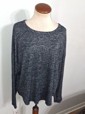 Time and Tru- Heathered Navy Blue /Charcoal Scoop Neck Long Sleeve Top